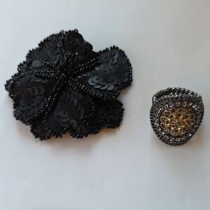 Chic Black and Silver Brooch Set